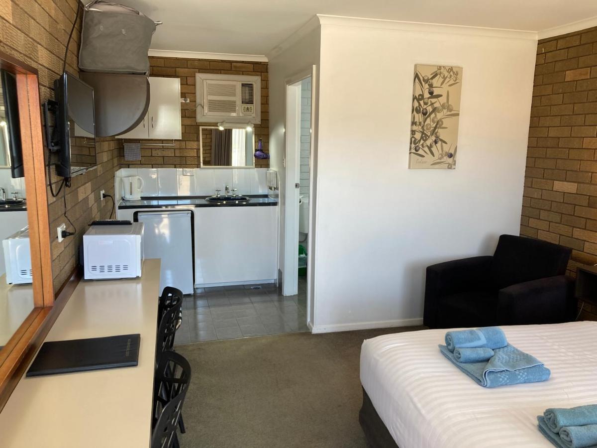 Camellia Motel Narrandera Eksteriør bilde